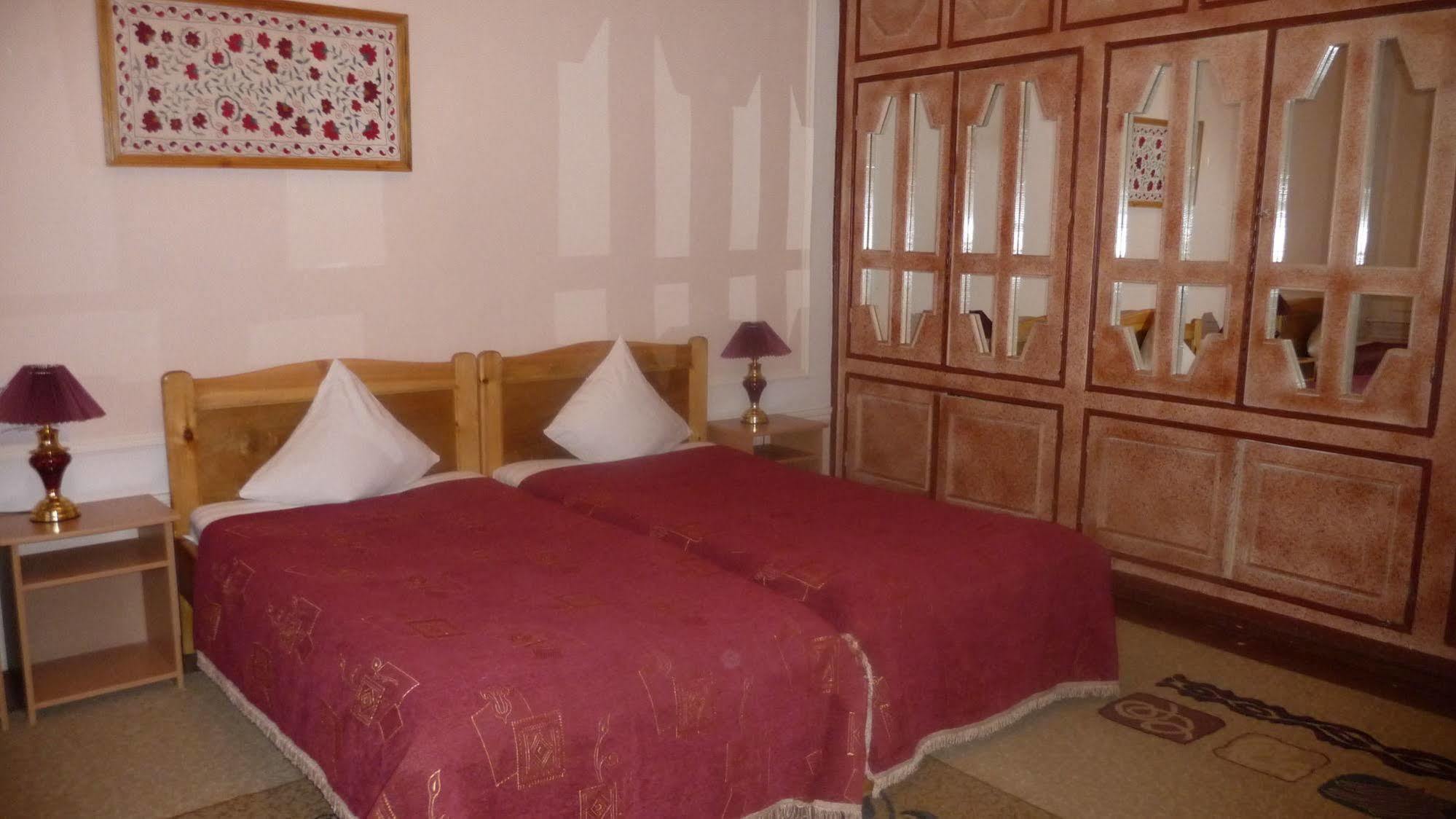סמרקנד Guest House Marokand מראה חיצוני תמונה